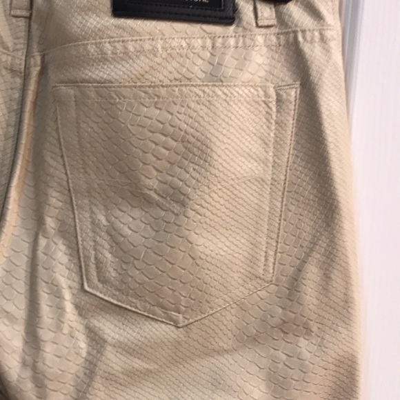 ⚡️FINAL PRICE⚡️ Vintage Versace Jeans Couture Snake/Reptile Jeans - Picture 13 of 16